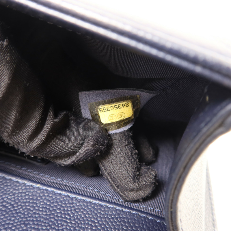 CHANEL 牛皮皮革Boy 20鏈帶肩背袋-6