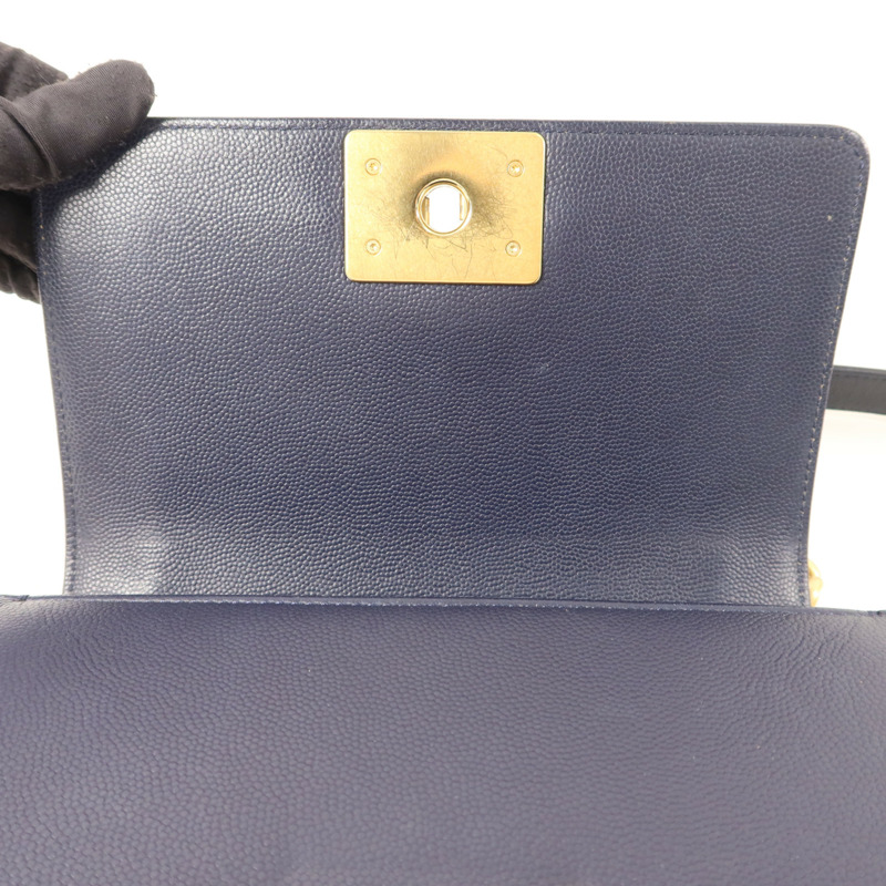 CHANEL 牛皮皮革Boy 20鏈帶肩背袋-13