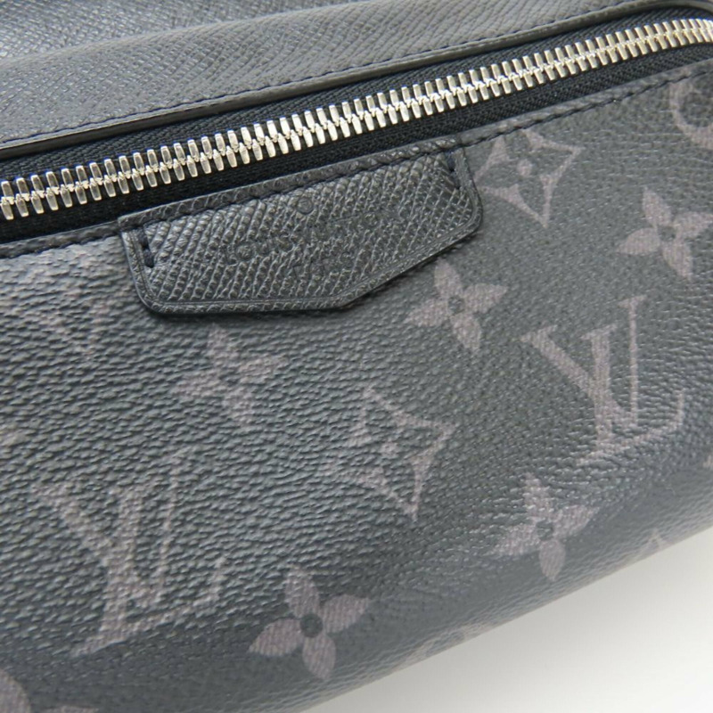 路易威登男士戶外斜背包 M30245 Taiga Monogram Eclipse Noir Taigarama 男士 LOUIS VUITTON-5