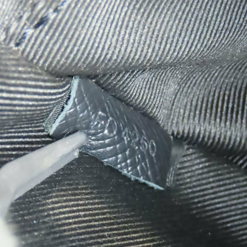 路易威登男士戶外斜背包 M30245 Taiga Monogram Eclipse Noir Taigarama 男士 LOUIS VUITTON-16