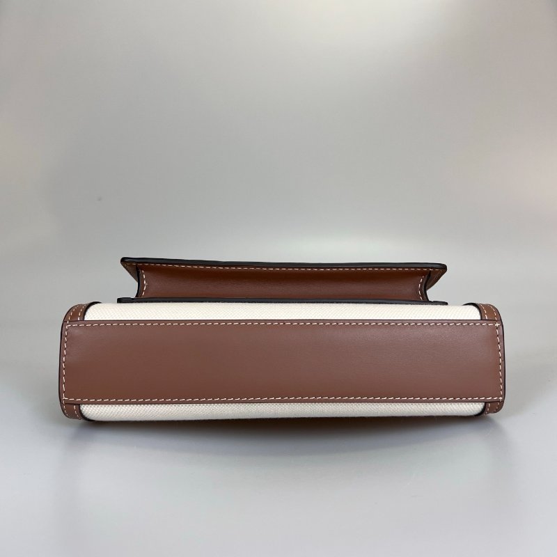 BURBERRY POCKETBAG手提包-4