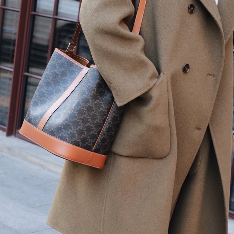 賽琳水桶包 Celine 凱旋門老花棕牛皮中型水桶包 肩背斜背兩用款 191132CAS-3