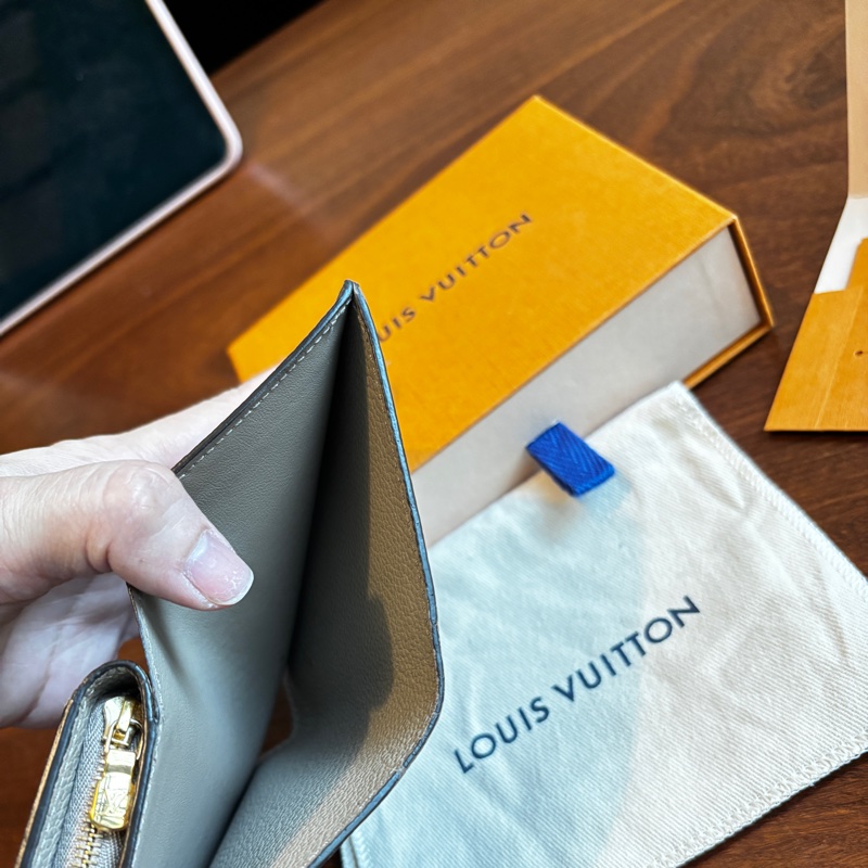 LV Cléa 錢包(M80152) 8.5成新-12