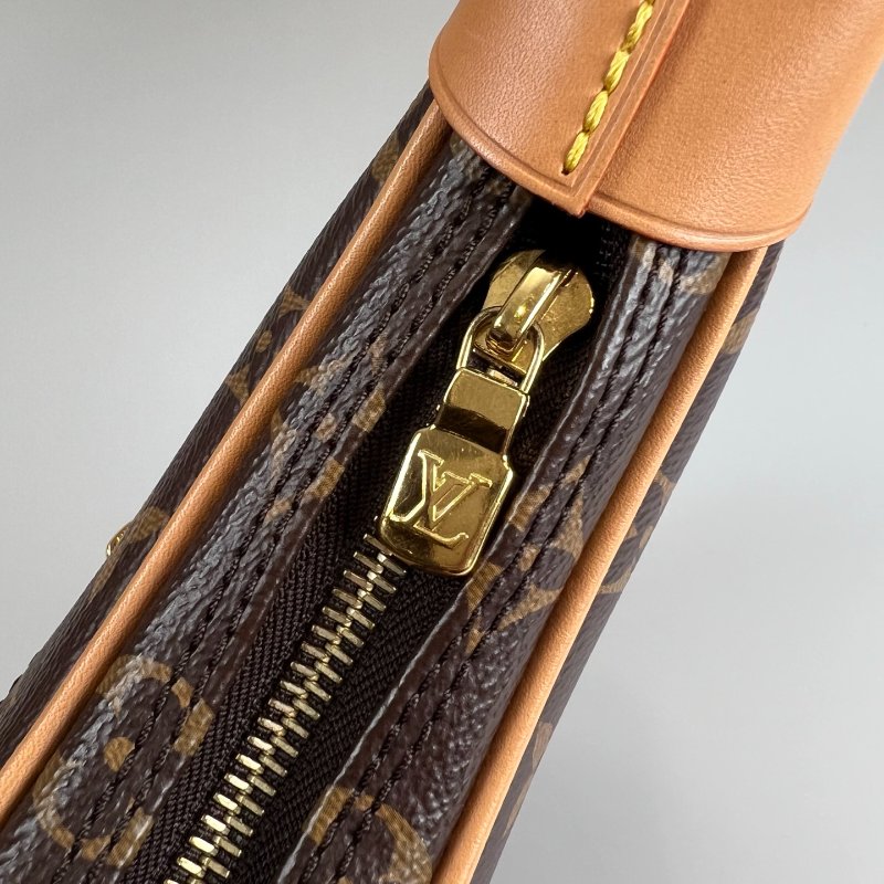 LV LOOP老花月亮包-7