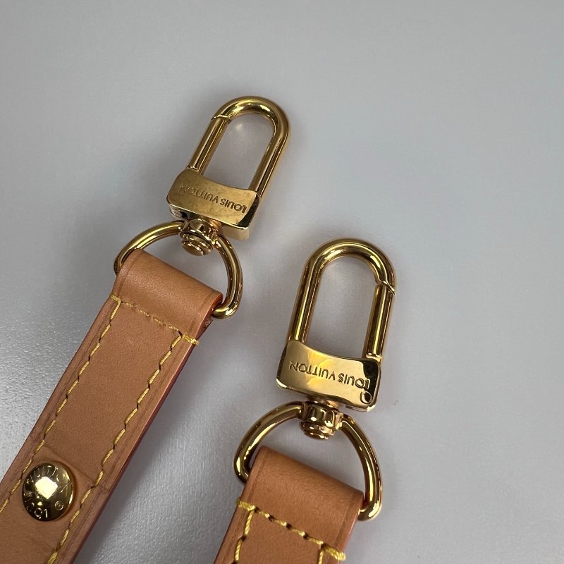 LV LOOP老花月亮包-12