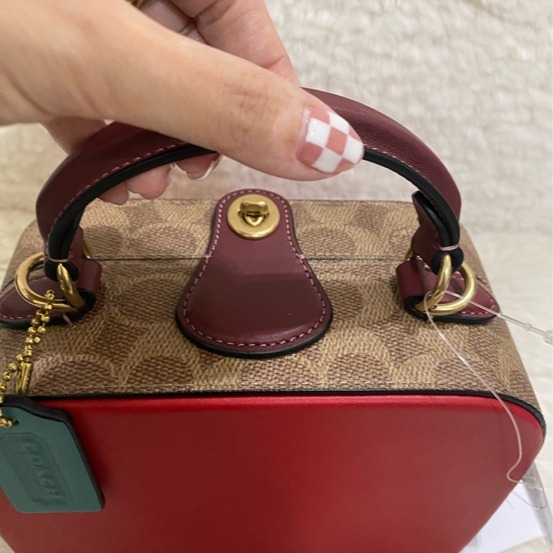 未使用 coach 手提肩背硬殼包(原價28800元)-13