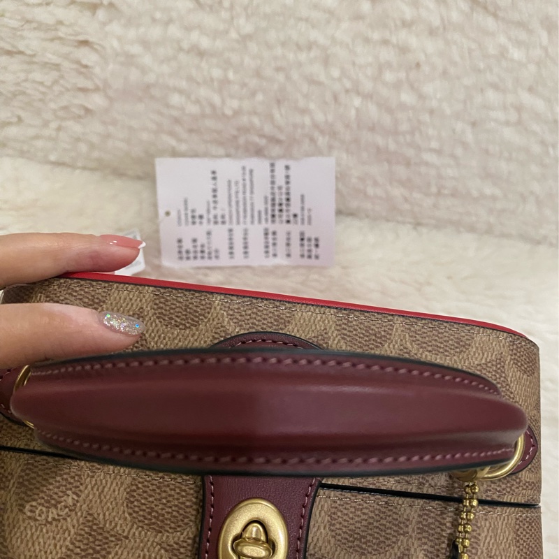 未使用 coach 手提肩背硬殼包(原價28800元)-21