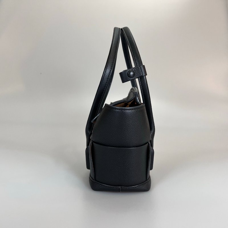 BV 黑ARCO手提側肩包 MINI-3