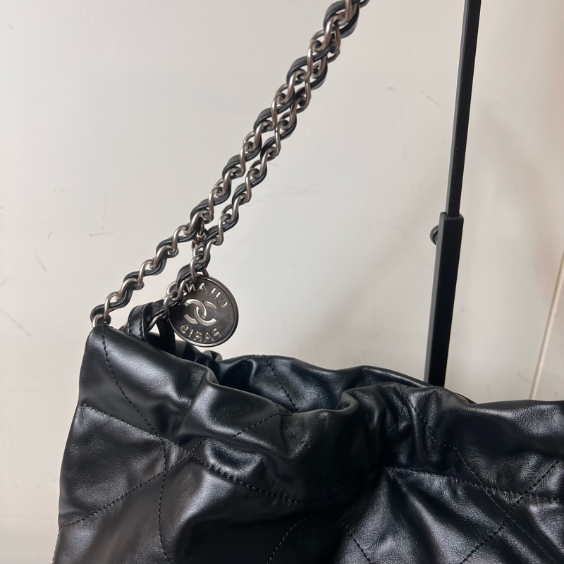 ෆ Chanel 22bag 黑銀中號垃圾袋🈶購證-11