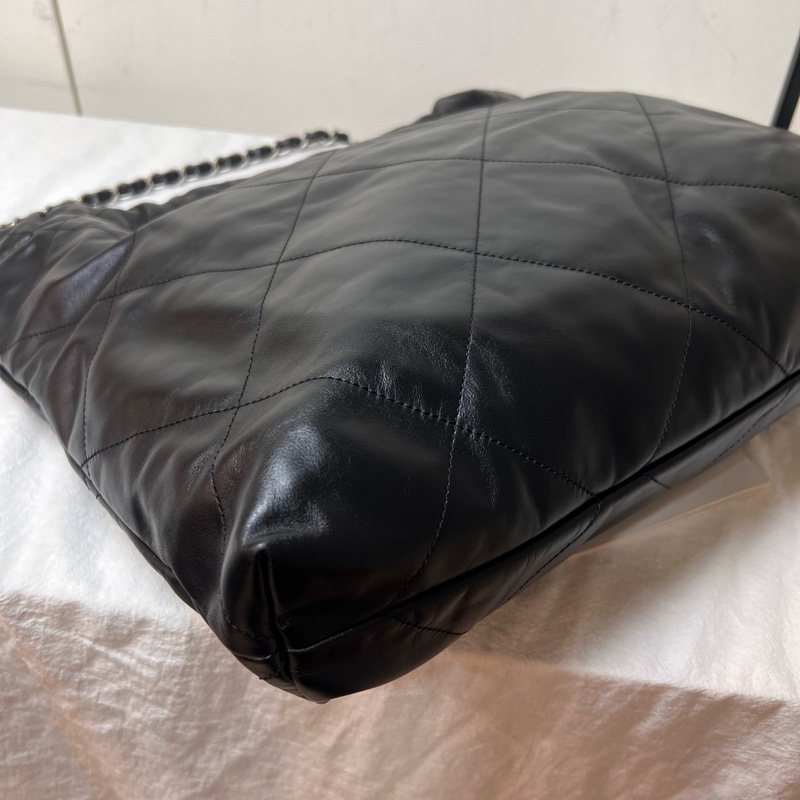ෆ Chanel 22bag 黑銀中號垃圾袋🈶購證-17