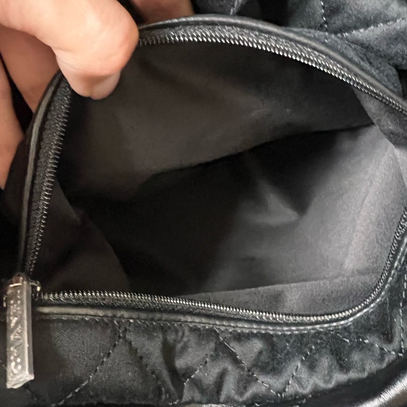 ෆ Chanel 22bag 黑銀中號垃圾袋🈶購證-21