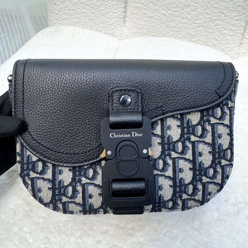 迪奧Saddle小包 Dior 深藍緹花拼黑牛皮迷你郵差包 斜背男包 2ADCA435YKS-21