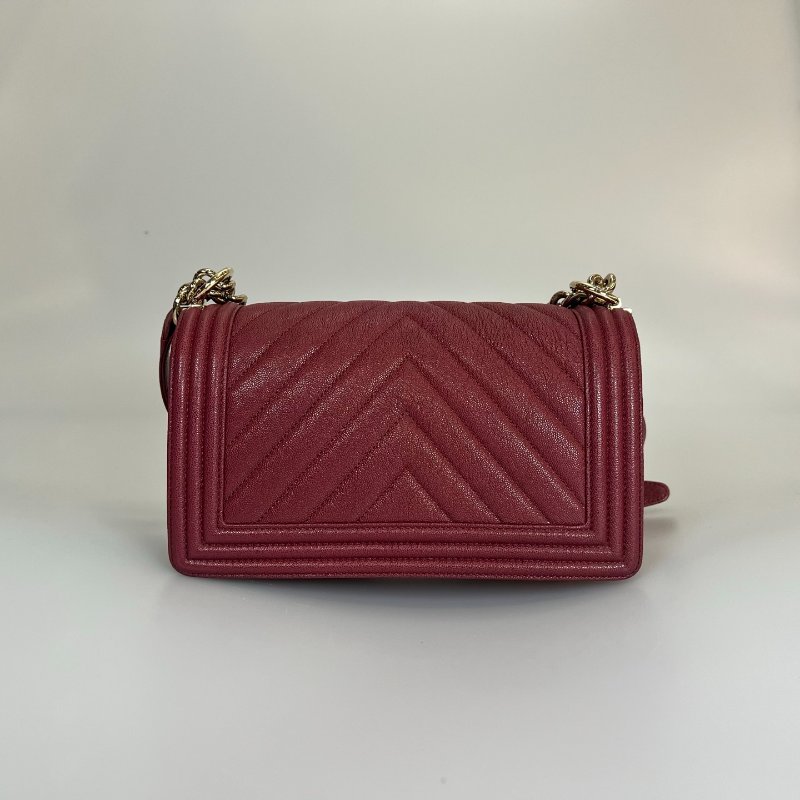 CHANEL BOY25酒紅荔枝V字紋側肩包-1