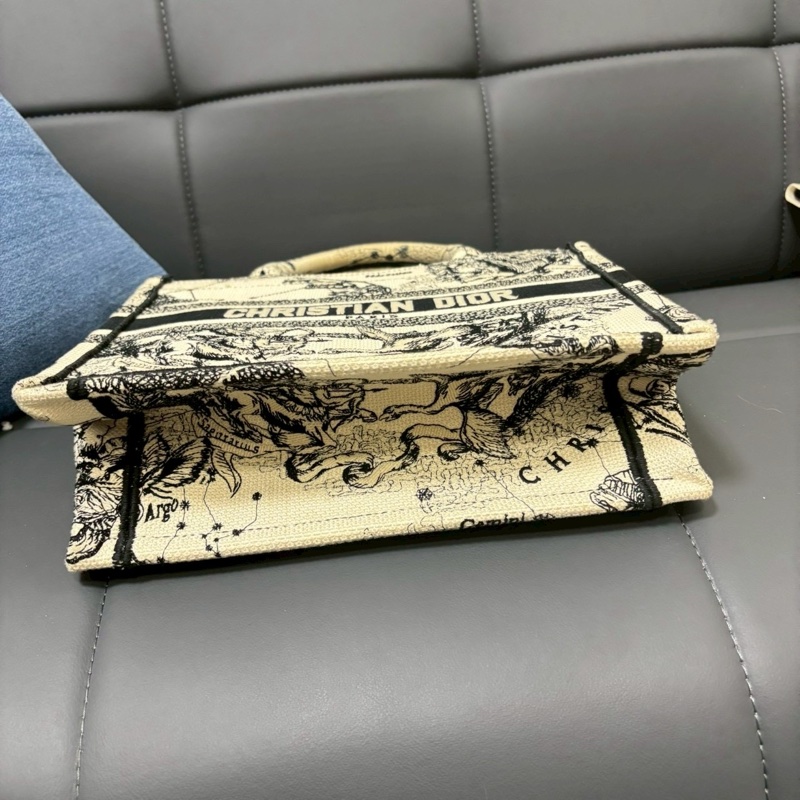 Dior 刺繡tote小號-7