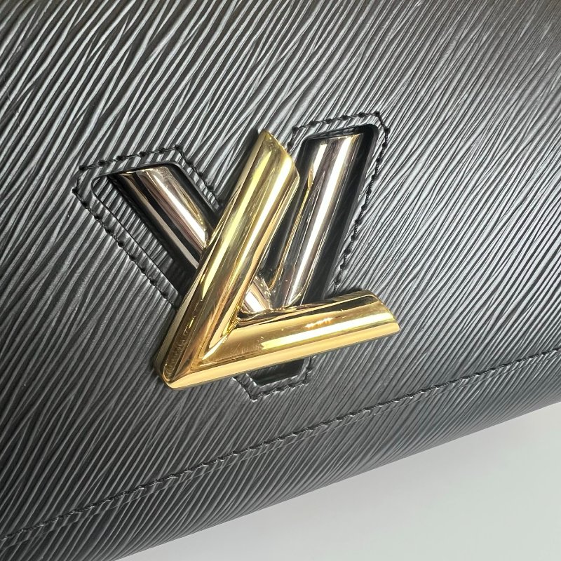 LV 黑水波紋皮革金銀轉釦TWIST包-7