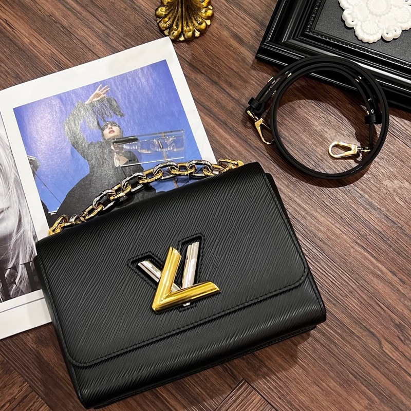 LV 黑水波紋皮革金銀轉釦TWIST包-0