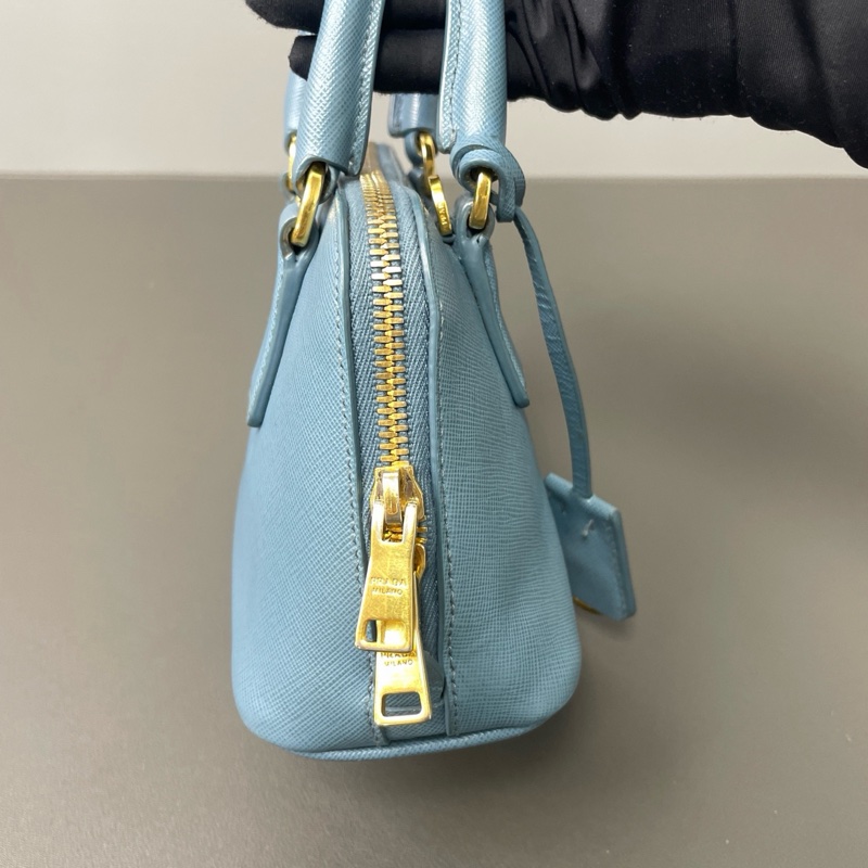 Prada • 經典十字紋牛皮迷你貝殼包 Baby Blue 寶寶藍-6