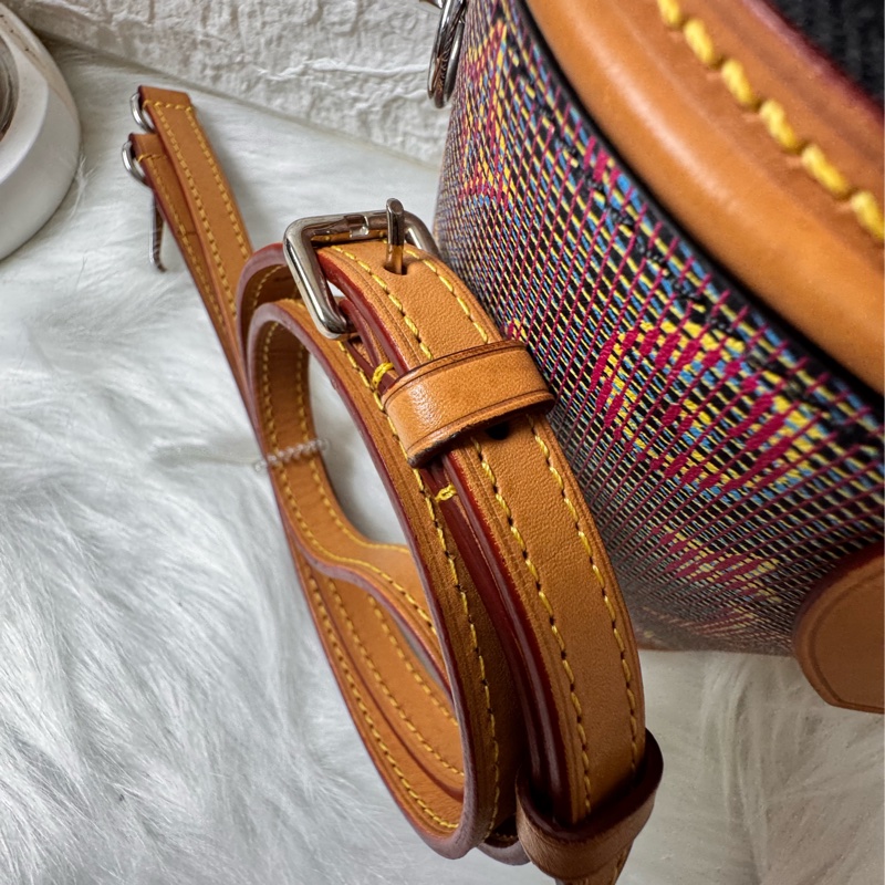 Louis Vuitton 路易威登 M55457 秀款 CANNES拼色手提/肩背圓桶包-20