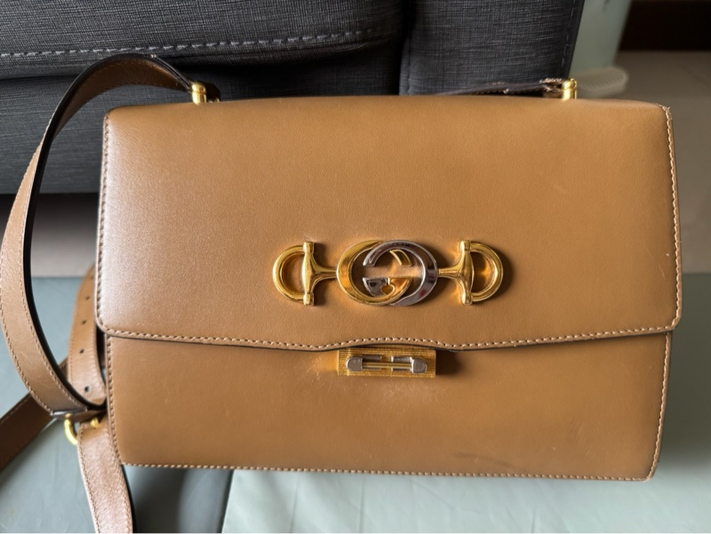 GUCCI 棕色牛皮 Zumi 系列肩斜包-4