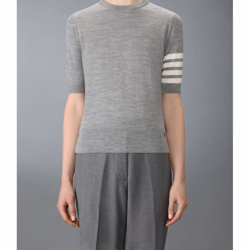 Thom Browne 女士 羊毛四條紋T恤IT-36 IT-42碼模特身高：178CM，穿著40碼。-2