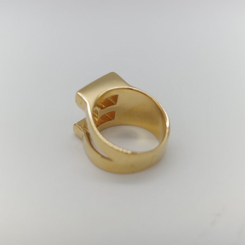 Chloé 蔻依 金色 E Logo 戒指 IT12-2