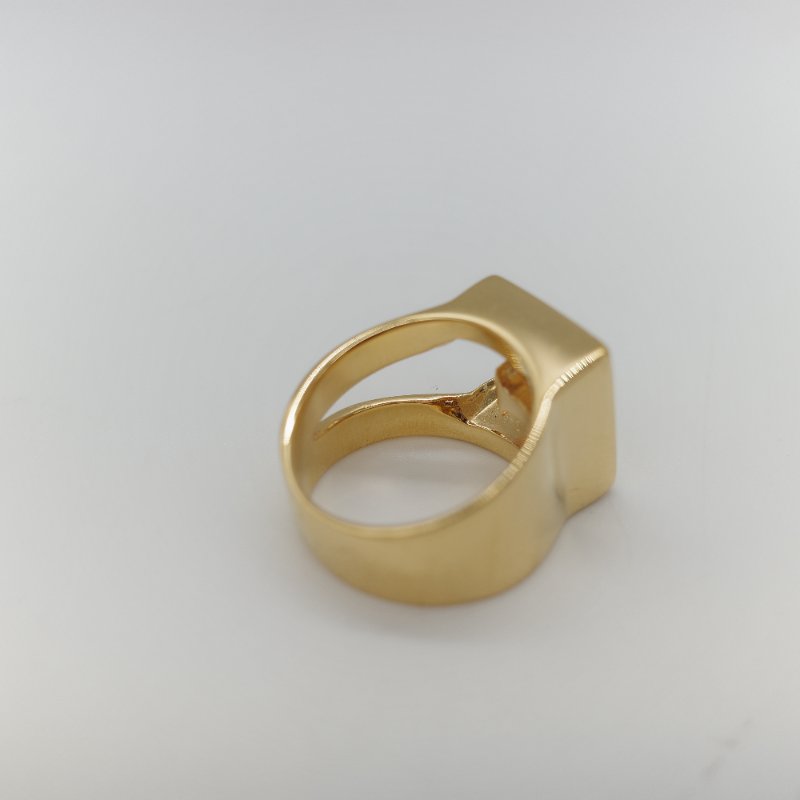 Chloé 蔻依 金色 E Logo 戒指 IT12-3