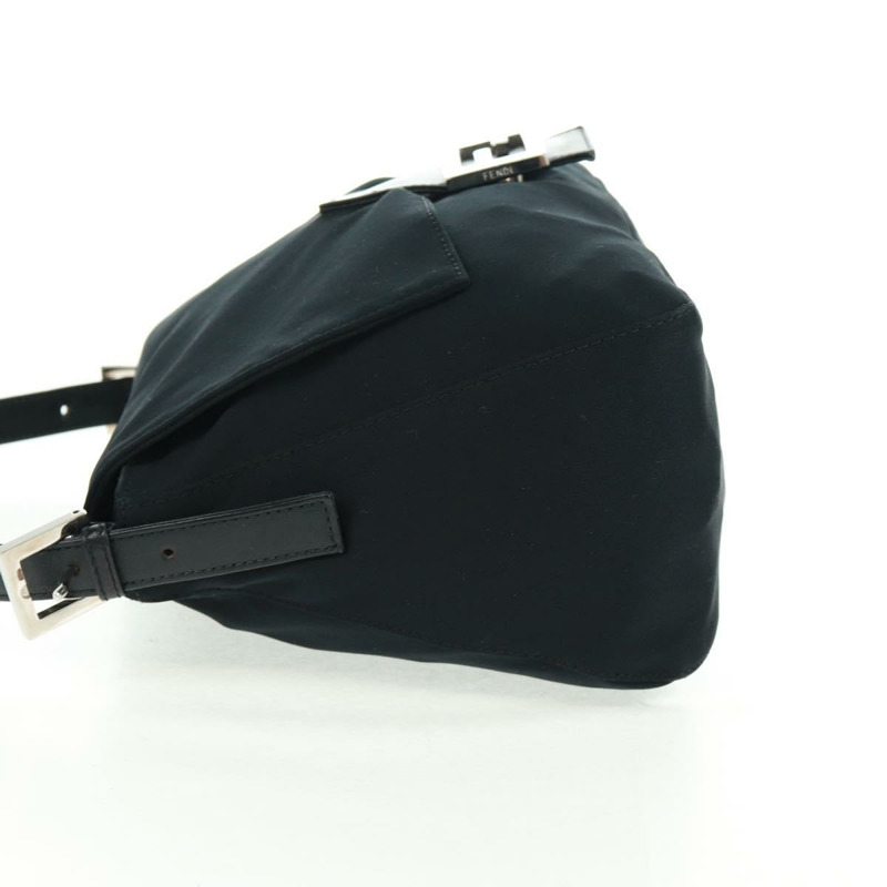 【日本直送】FENDI Mamma Baguette 單肩包 尼龍 黑色 銀色 正品 BA9559V-2