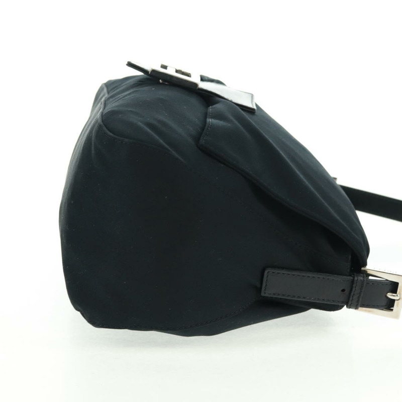 【日本直送】FENDI Mamma Baguette 單肩包 尼龍 黑色 銀色 正品 BA9559V-3