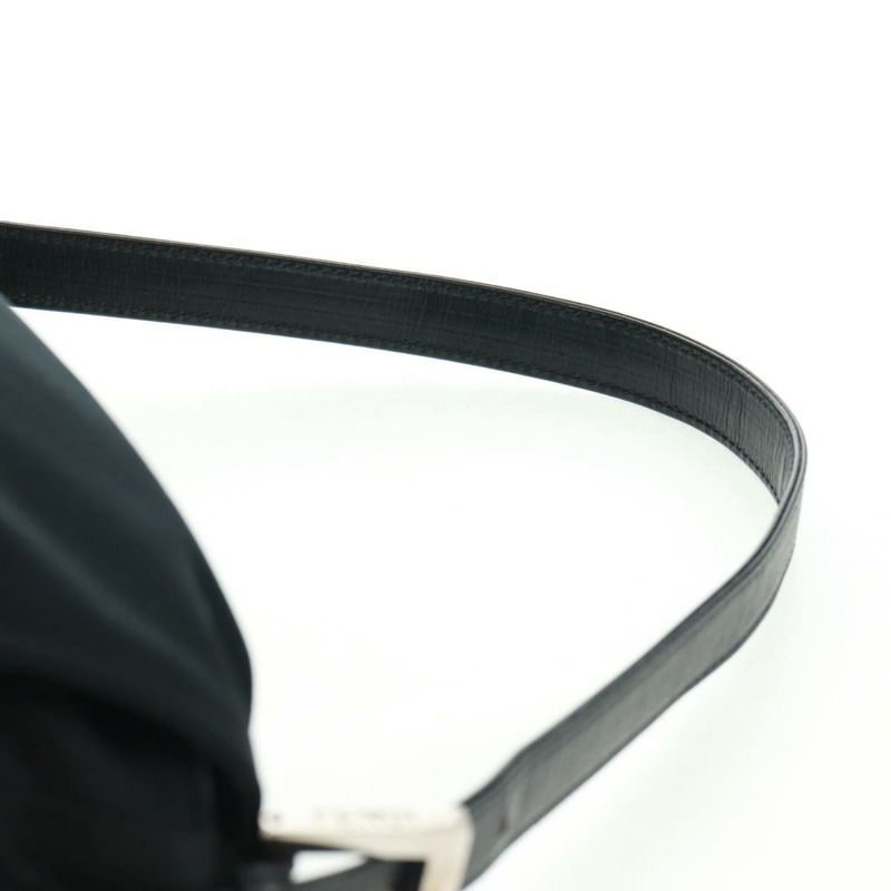 【日本直送】FENDI Mamma Baguette 單肩包 尼龍 黑色 銀色 正品 BA9559V-7