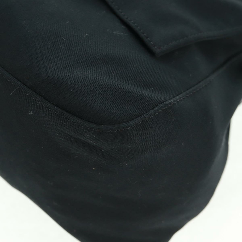 【日本直送】FENDI Mamma Baguette 單肩包 尼龍 黑色 銀色 正品 BA9559V-14