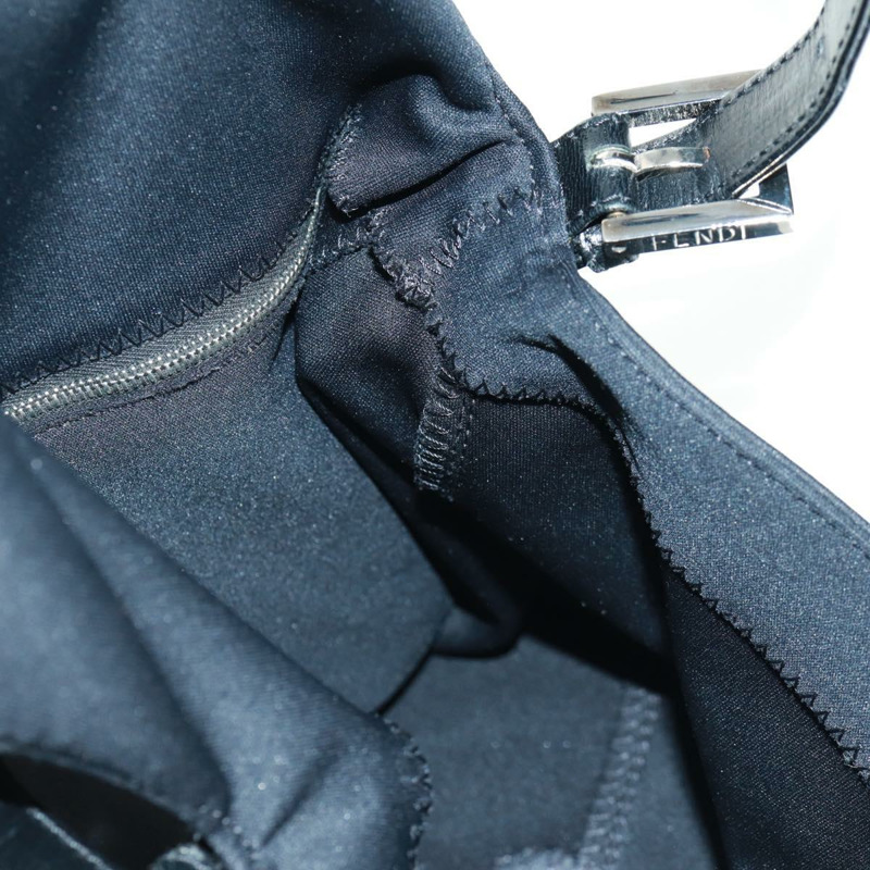 【日本直送】FENDI Mamma Baguette 單肩包 尼龍 黑色 銀色 正品 BA9559V-21