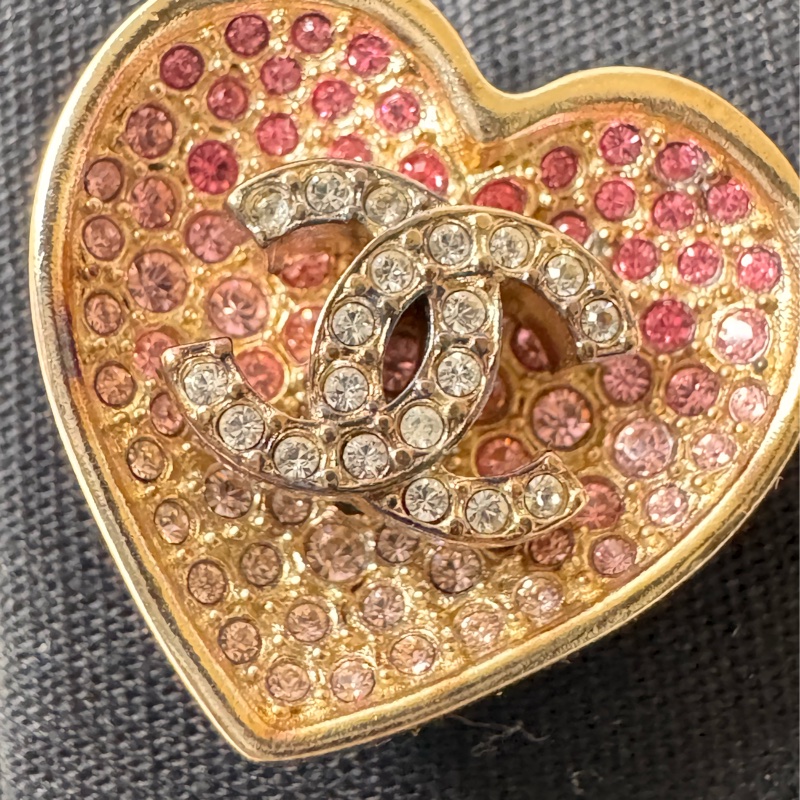 Chanel 心形漸層粉紅色耳環-1