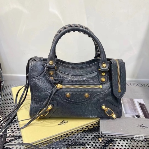 Balenciaga • 巴黎世家水泥灰City油臘牛皮金釦Mini機車包