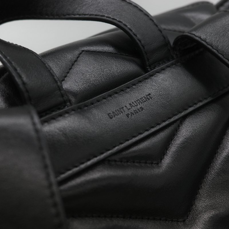 Saint Laurent 聖羅蘭 V 紋 牛皮 雙肩包 後背包-6