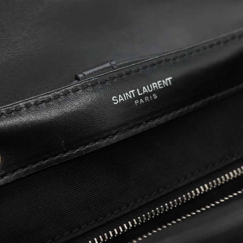Saint Laurent 聖羅蘭 V 紋 牛皮 雙肩包 後背包-23