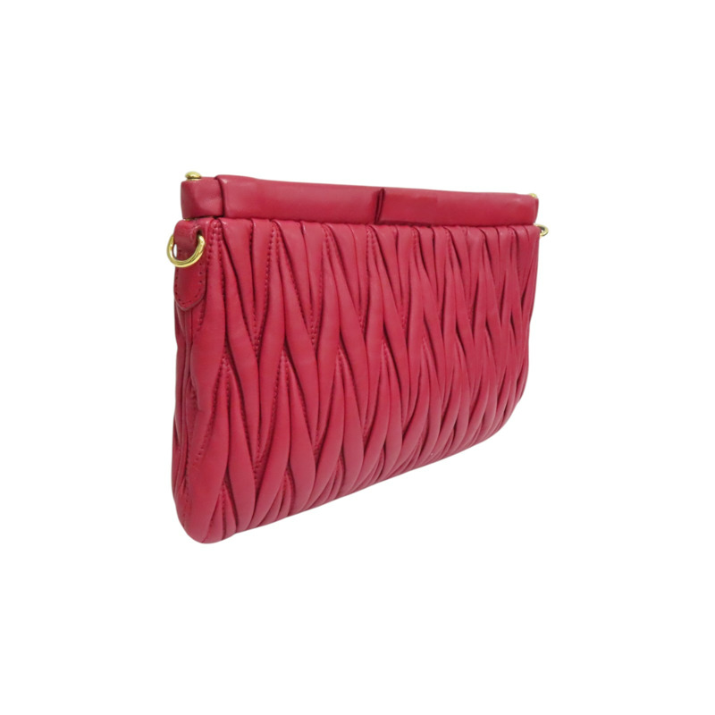 紅色 Matelasse 羊皮 肩背包【MIU MIU 繆繆】-1