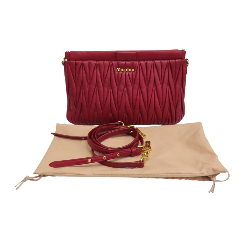 紅色 Matelasse 羊皮 肩背包【MIU MIU 繆繆】-8