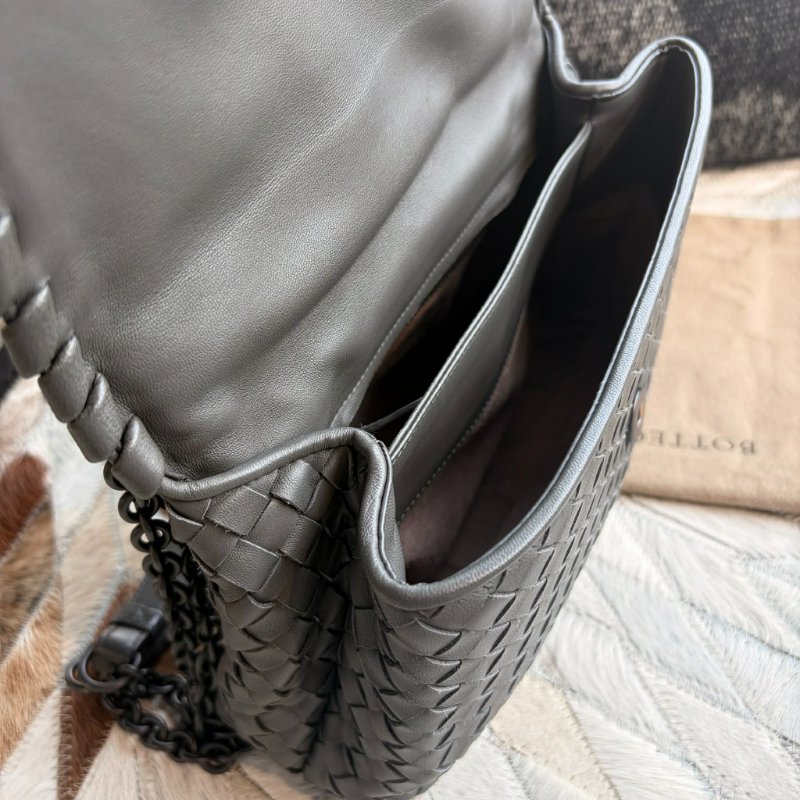 BV 編織翻蓋鏈包 灰色-5