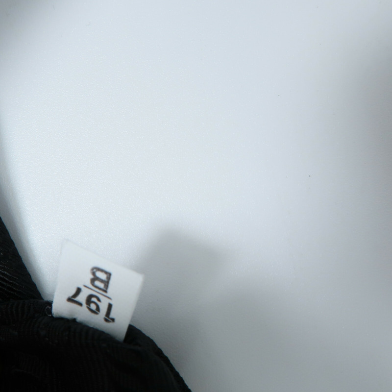 PRADA 牛皮皮革Vitello Phenix肩背袋-7