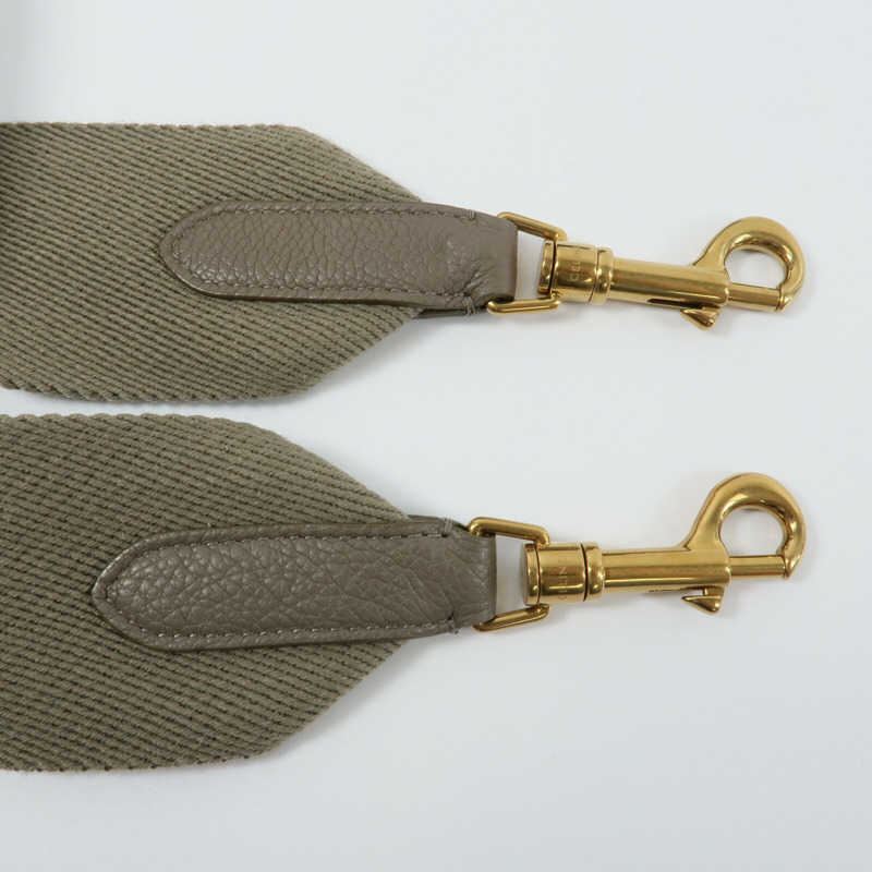 CELINE 牛皮皮革Sangle Bucket Small肩背袋-8