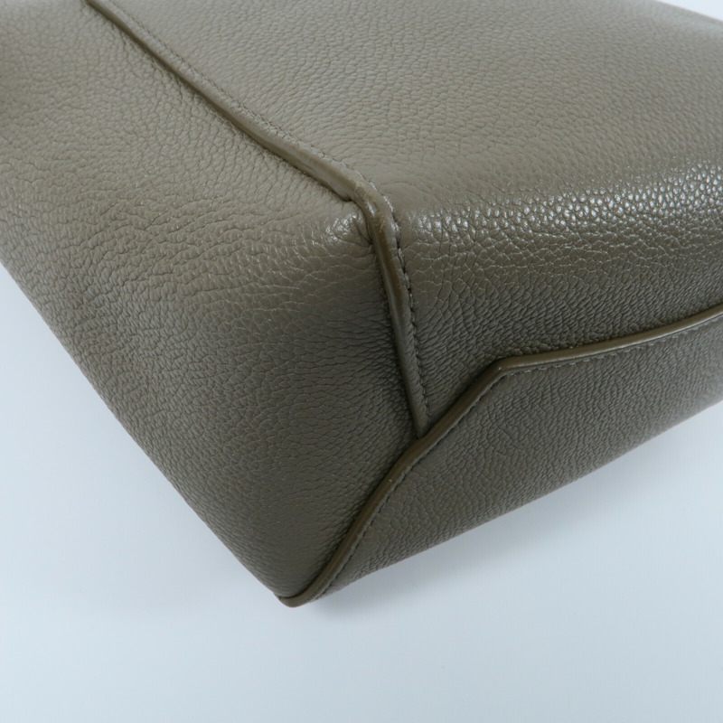 CELINE 牛皮皮革Sangle Bucket Small肩背袋-11