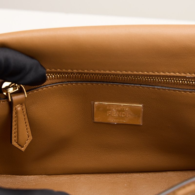 二手Fendi Baguette midi 法棍包/焦糖色-21