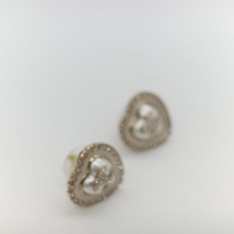 Chanel 香奈兒 白色珍珠 CC 水鑽 愛心💗 耳釘 耳環-2