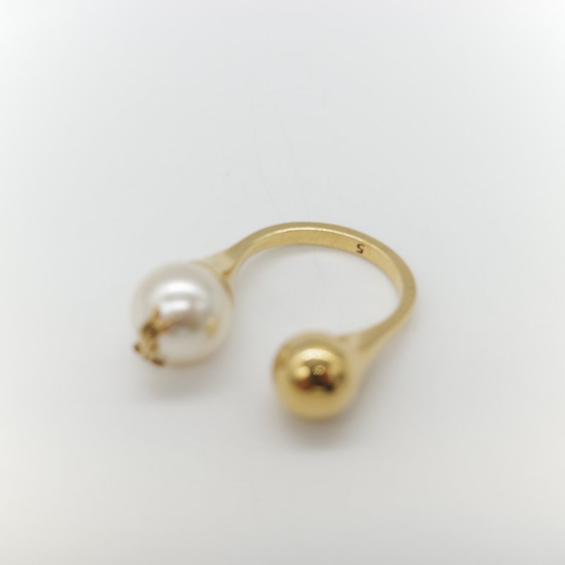 Saint Laurent 聖羅蘭 珍珠 金色 戒指 IT10-2