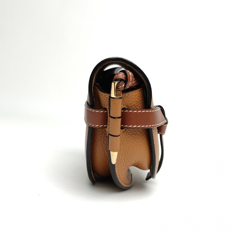 LOEWE Gate馬鞍斜跨包MINI棕色牛皮-1