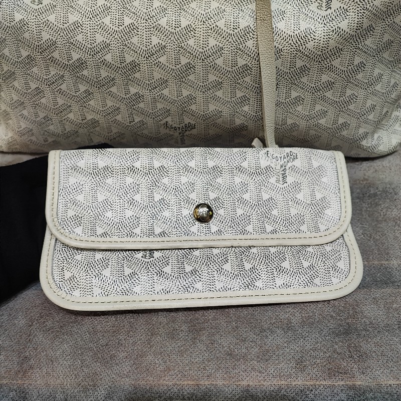Goyard Saint Louis PM-4