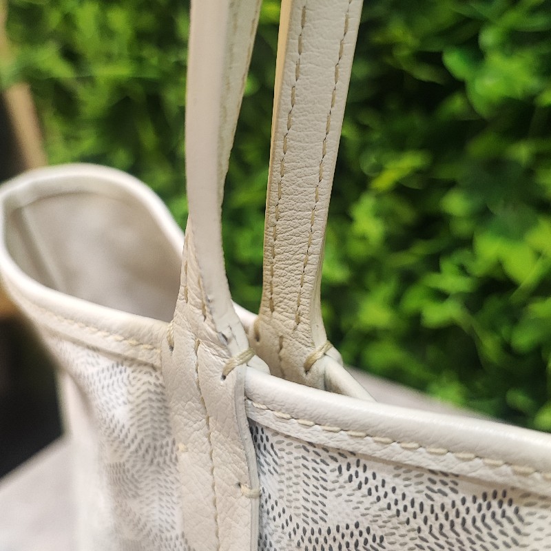 Goyard Saint Louis PM-16