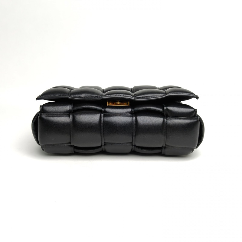 BOTTEGA VENETA CassettePadded加襯中號黑色羊皮-3