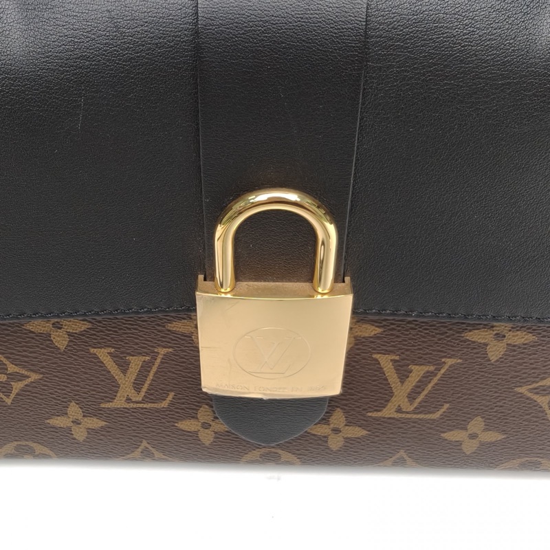 LOUIS VUITTON LockyBB鎖頭包黑色牛皮/PVC金扣晶片PVC-5