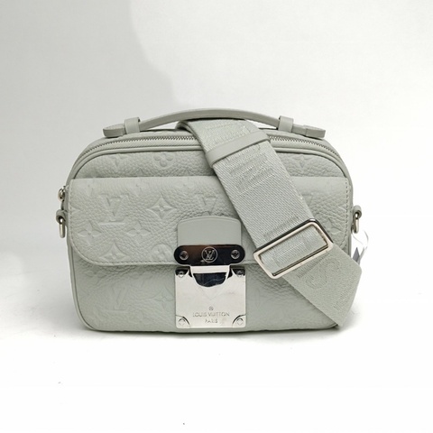 LOUIS VUITTON 灰色牛皮銀扣晶片SLockMessenger郵差包